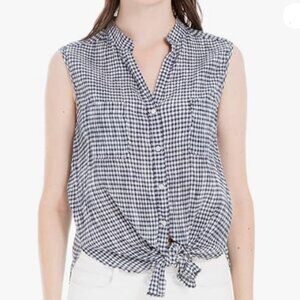 Max Studio Checkered Sleeveless Button-up Top